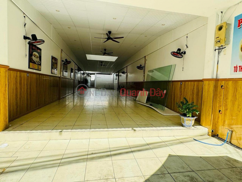 THUE1013 Business premises for rent in front of Ly Tu Trong street Rental Listings
