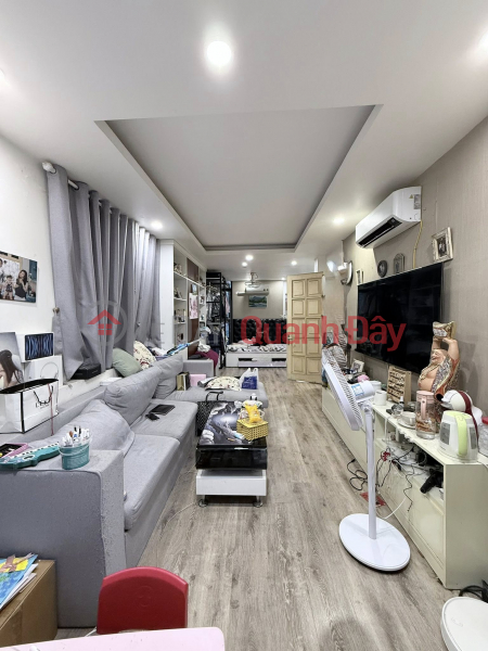 (Chính chủ) bán gấp căn nhà ở Trần Hưng Đạo, mặt tiền 5.2m, xây 5 tầng, 55m2, 18.5 tỉ Niêm yết bán