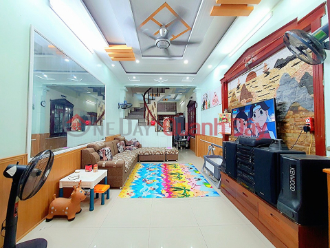 House for sale on Thien Loi alley, 50m 4 floors PRICE 2.5 billion, very nice location _0