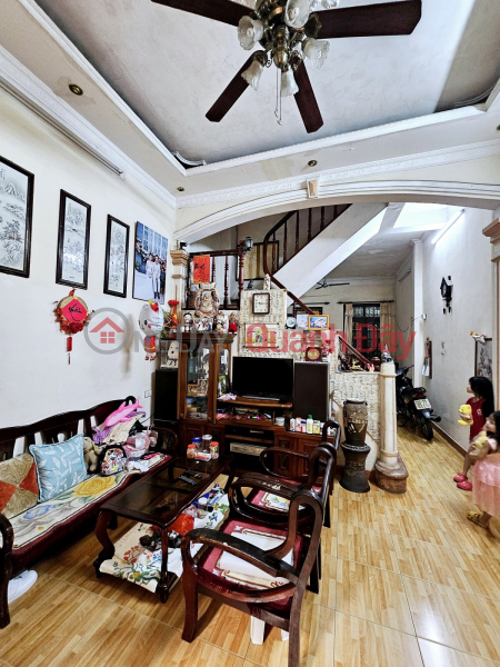 House for sale on Lang Dong Da street, 65m, 4 floors, 4.5m frontage, alley near street, right around 7 billion, contact 0817606560 Sales Listings