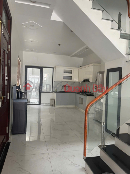 , Please Select Residential, Sales Listings đ 6 Billion