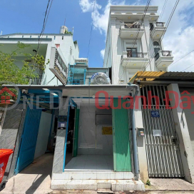 A house generating 360 million VND in rental income, next to Vincom, accessible by car, priced under 10 billion VND. _0