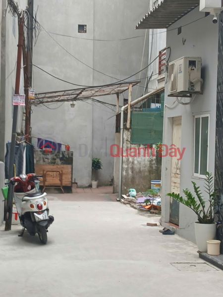 Cần bán lô đất 61.3 m2 tại Lâm Du, Bồ Đề sổ đỏ chính chủ số điện thoại liên lạc 0987806245 Việt Nam | Bán | đ 10,42 tỷ