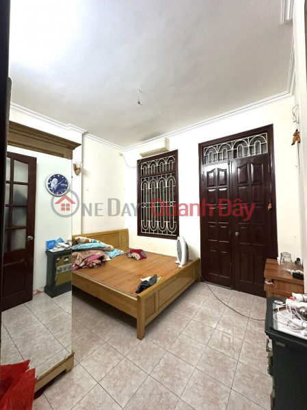 , Please Select, Residential, Sales Listings, đ 8 Billion