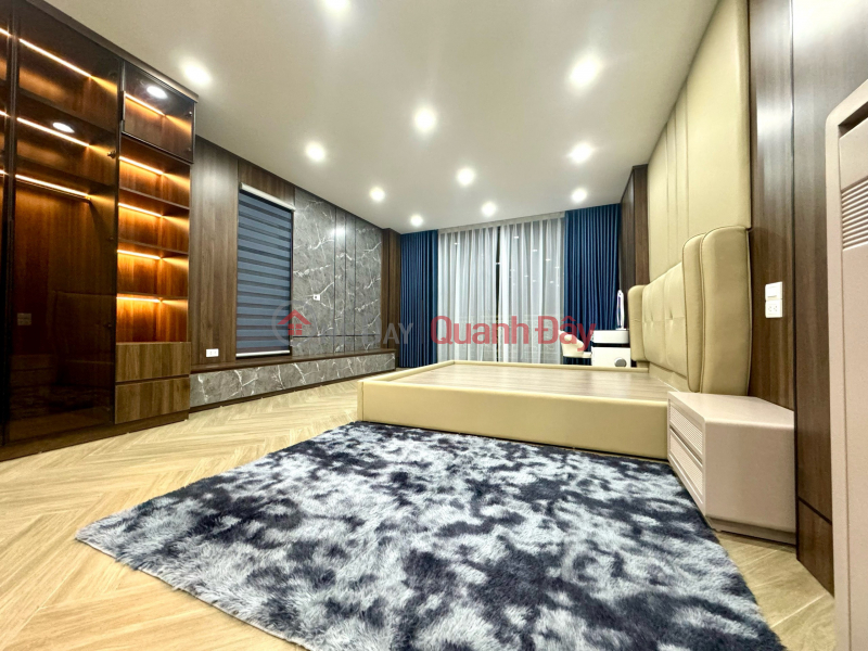 đ 13.8 Billion | Ngoc Lam house for sale, 60m x 7 floors, corner lot, elevator, garage, full furniture