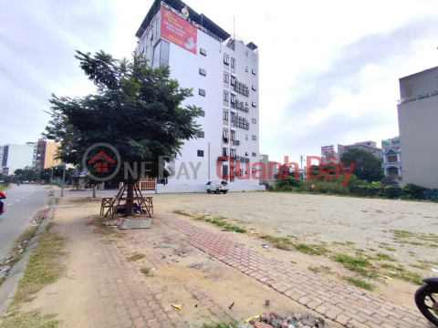 Land plot on Bui Vien street next to VinMec, 84m², 4.2m frontage, price 7.56 billion VND. _0