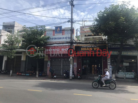 Owner needs to sell house on Tran Hung Dao street (near Dong Da roundabout) _0