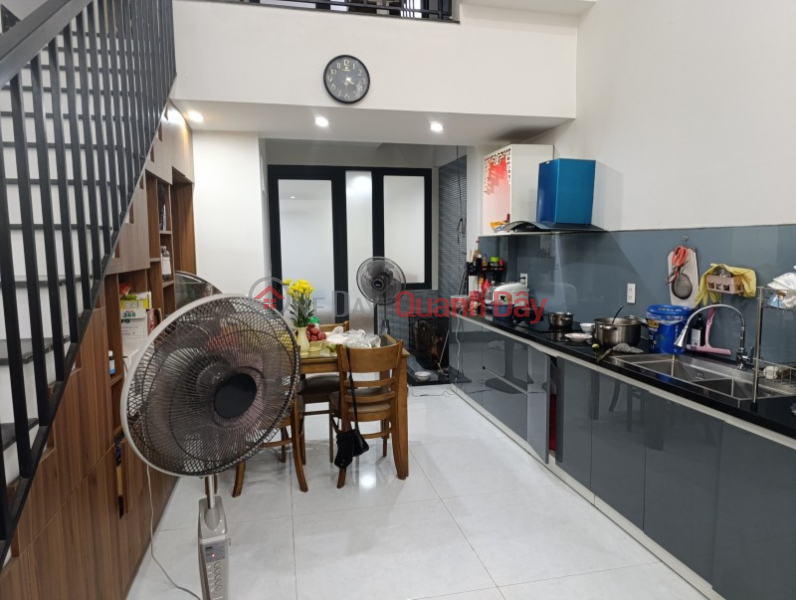 ► Kiệt Ô tô đậu cửa, sát Võ Nguyên Giáp Hồ Xuân Hương, 68m2, 3 mê, 8.x tỷ Niêm yết bán