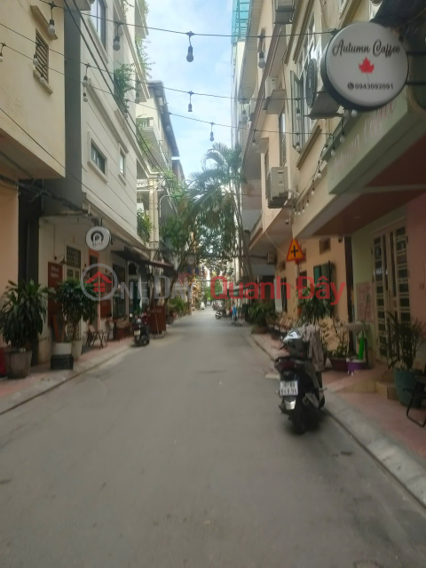 BÁN NHÀ XUÂN LA, PHÂN LÔ, ÔTÔ VÀO NHÀ, VỈA HÈ, 2 THOÁNG, 40M2 CHỈ 12 TỶ _0