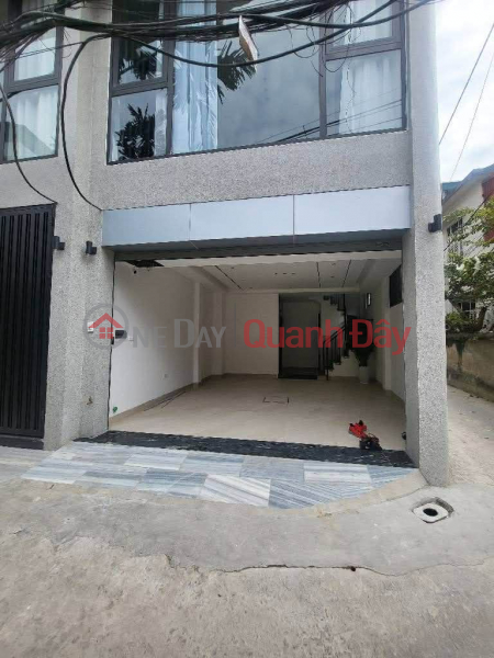 Ngoc Thuy, corner plot, car access, 6 floors with elevator, fully furnished. Sales Listings