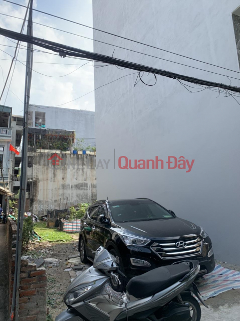 NGOC THUY LAND AVOIDS CARS, BUSINESSES IN DIVERSE ITEMS _0