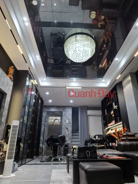 đ 14.95 Billion, House for sale in Kim Giang, 40m², 7 floors, elevator, close to car access, beautiful house, ready to move in.