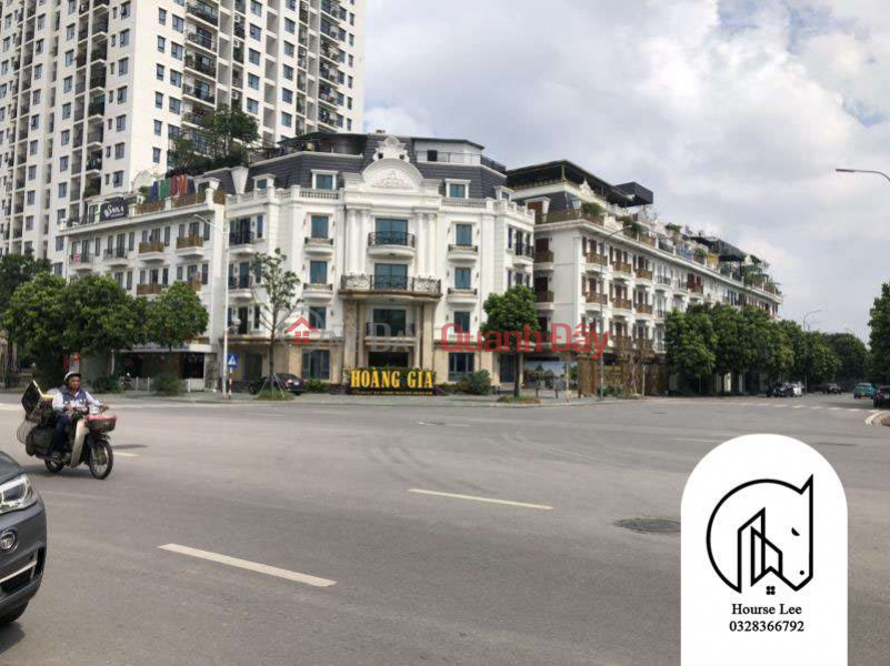 So beautiful, Hong Tien street connecting Bo De, corner lot for car business avoid 80m, frontage: 8m, 21 billion Sales Listings