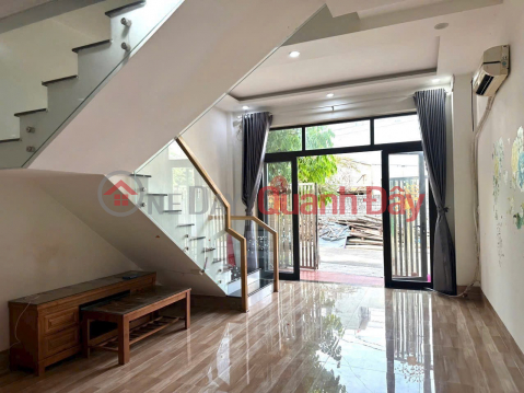 Bán nhà 3 tầng kiên cố đường Nguyễn Đình – gần biển Phạm Văn Đồng – đầu tư chỉ 6.1 tỷ _0