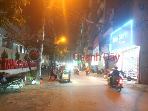 MY DINH street frontage, 137m, one side street frontage, one side car-avoiding alley, business, 34 billion 9 _0