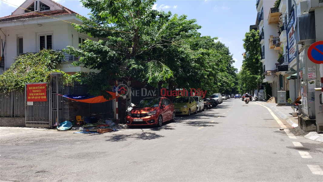 Property Search Vietnam | OneDay | Residential | Sales Listings Land for sale with Vong Thi townhouse in Tay Ho district. 171m Frontage 12m Approximately 42 Billion. Commitment to Real Photos Accurate Description.