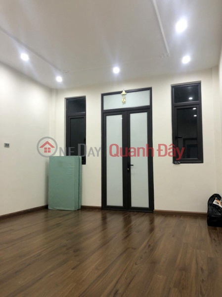 House for sale right on LANG STREET - LANG FORT - 40m2 x 5Floors - Land area 4m - Approximately 8 BILLION, Vietnam | Sales | đ 8.5 Billion