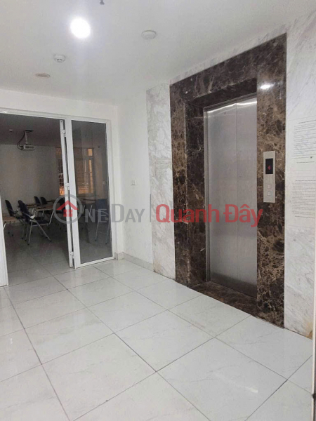 đ 87.9 Billion | URGENT SALE OF OFFICE BUILDING ON CAU GIAY CENTER STREET – 10 FLOORS + BASEMENT – WIDE SIDEWALK – FOR BUSINESS.