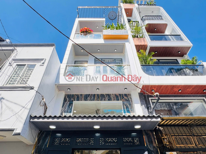 Car parked indoors - High-end interior Sales Listings (5126019395)