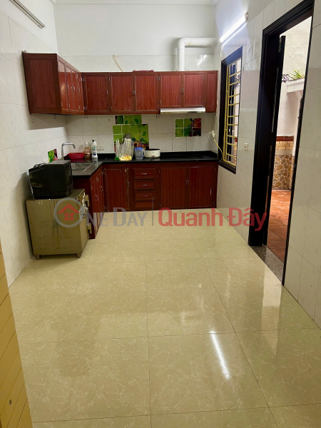 House for rent in lane 188 Khuong Dinh, 5 floors x 58m2, 6 bedrooms, 16 million VND for online business, office, family residence, 25m for car Vietnam | Rental đ 16 Million/ month