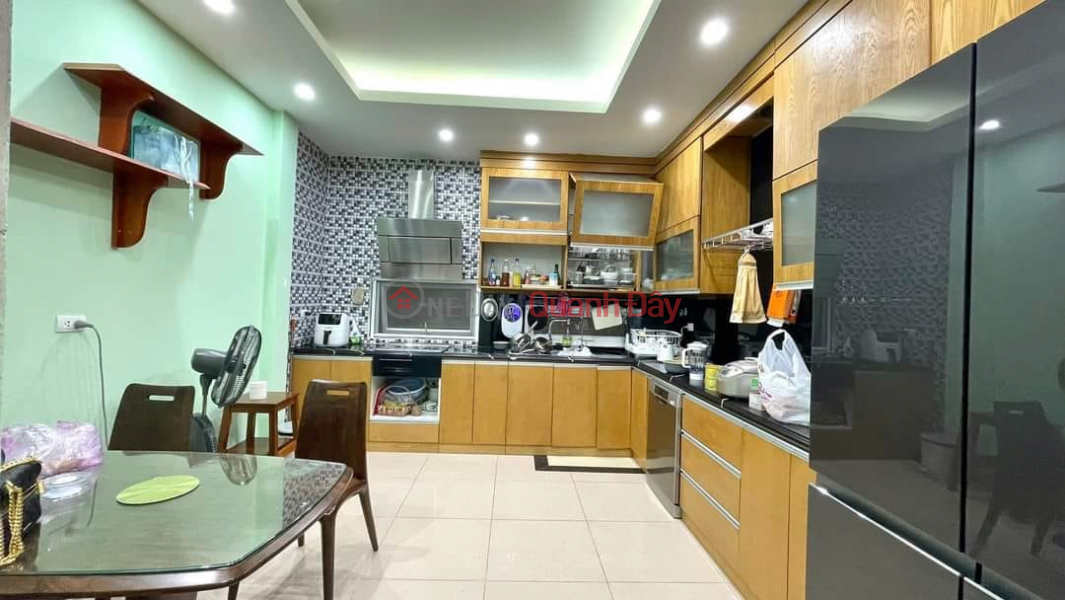 Selling a house in Phung Chi Kien subdivision - sidewalk - car access - elevator 65m 6 floors 20.8 billion Vietnam, Sales | đ 20.8 Billion