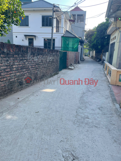 PRIME LAND - GREAT PRICE - Urgent Sale of a Plot of Land in a Strategic Location in Dong Thap Commune, Dan Phuong District, Hanoi City _0