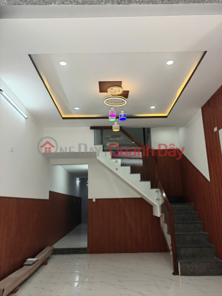 FOR SALE: BRAND NEW, STUNNING 2-STORY HOUSE - WIDE ALLEY, TWIN TOWERS ROAD, QUY NHON. CODE: Sales Listings