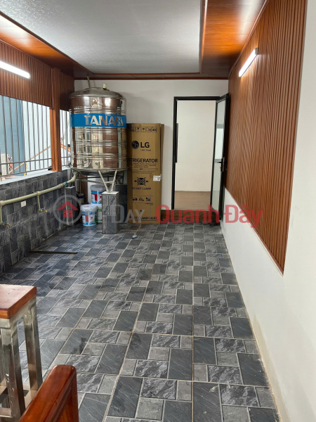 đ 8.2 Billion House for sale in Ngoc Lam alley, Bo De, Long Bien, Hanoi. 35m2 x 5 floors, 3 bedrooms, red book, 8.2 billion. Contact: 0976766363