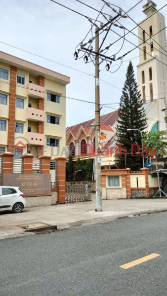 Property Search Vietnam | OneDay | Nhà ở Niêm yết bán | Kẹt tiền cần bán gấp nhà 64m2 3PN/4WC ngay đường Nguyễn Ảnh Thủ, Khu dân ở đông