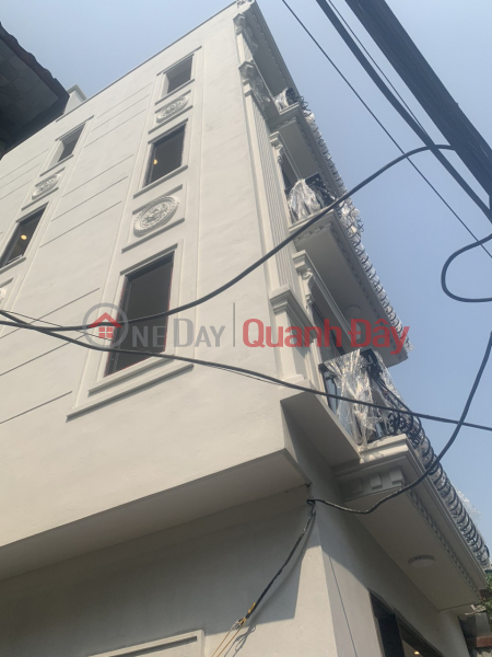 Quick sale of corner apartment on Ngoc Thuy street, 10m from motorway, area 40m2 x 5t, frontage 5m, only 5 billion, Vietnam Sales đ 5 Billion