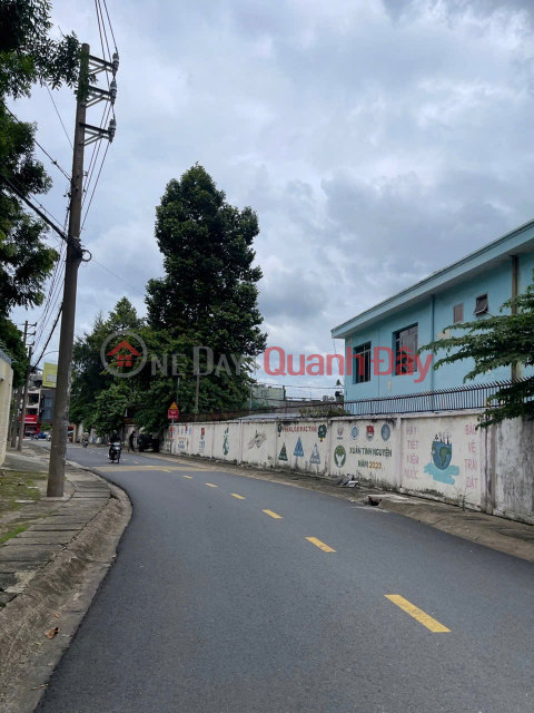Stunning new 4-story house with elevator, fully furnished, 6 bedrooms, parking space, near Le Van Viet street. _0