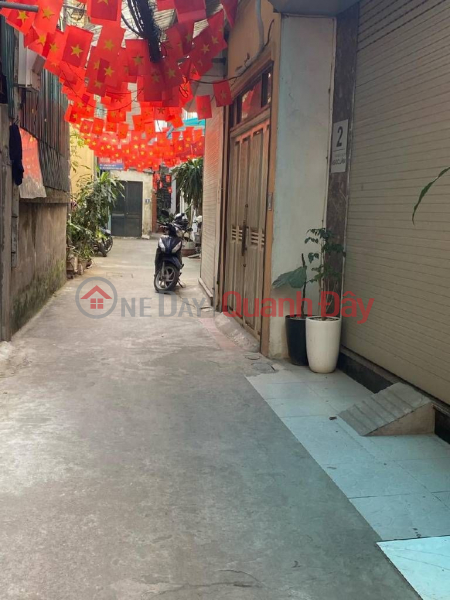 Property Search Vietnam | OneDay | Residential, Sales Listings Land for sale with a 2-story house included in Ngoc Lam, 40 square meters, car access, great investment opportunity!