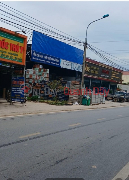 EXTREMELY RARE: a single lot right at Buffalo Bridge, Ba Hang Ward, Pho Yen City, nearly 200m Ful residential land right on 261 Kinh Street, Vietnam, Sales ₫ 2.6 Billion
