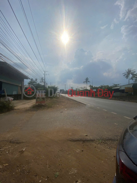 BEAUTIFUL LAND - GOOD PRICE Owner offers 2 residential plots with separate title, area 6x25m Only 630 million Sales Listings