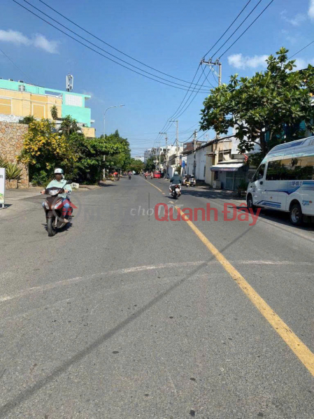 For Sale or Rent: Brand New Commercial House, 5 Floors, 230m2, 6 Bedrooms, Located at 55c Truong Dinh Hoi Street, Ward 16, District 8. Vietnam, Rental | đ 25 Million/ month