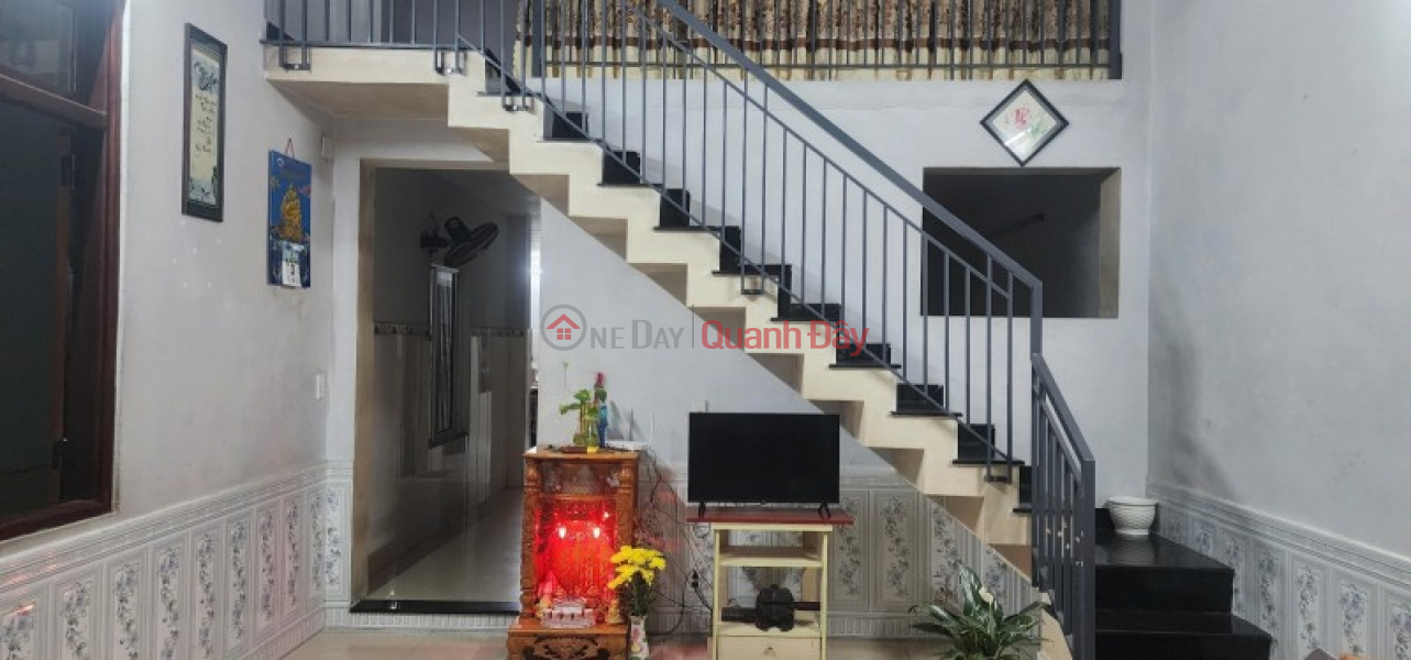 ► 5m alleyway near Truong Chinh main road, close to Carpet Market, 136m2, 5.5m frontage, square shape, 4.x billion VND Sales Listings