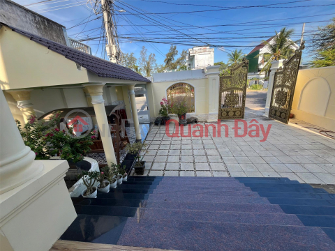 BEAUTIFUL HOUSE - GOOD PRICE - OWNER NEEDS TO SELL HOUSE In Tam Quan Nam Ward, Hoai Nhon Town, Binh Dinh. _0