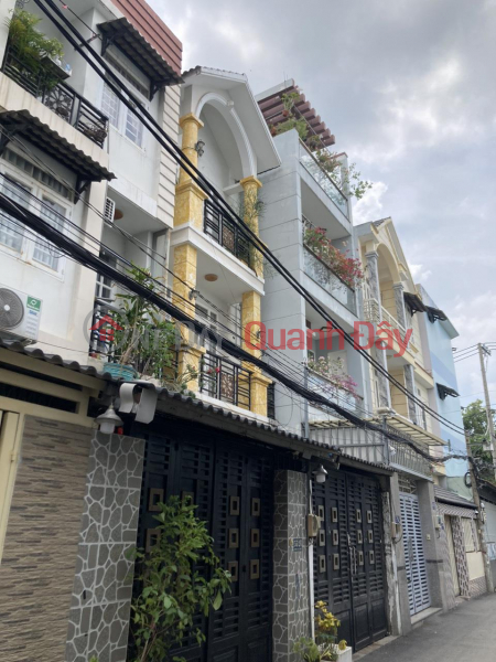 Pine truck alley - Hiep Binh market - Hiep Binh Chanh Thu Duc - 3 floors - free furniture - nearly 70m2 - 6.8 billion. Sales Listings