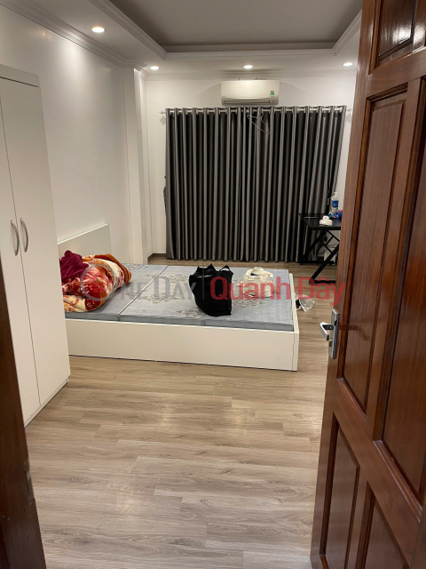 House for rent at alley 96 Dai Tu, 35m2 x 5 floors, 3 bedrooms with en-suite bathrooms, 12 million VND\/month. _0