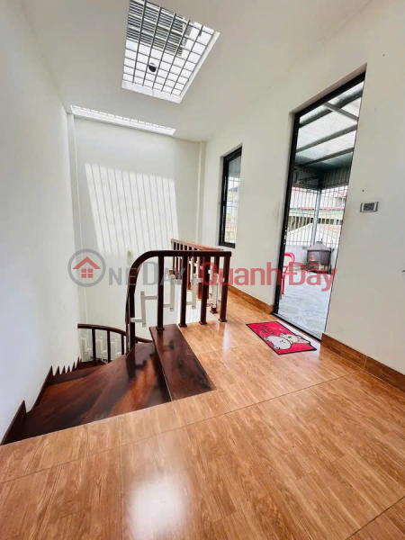 NHÀ MỚI Ô TÔ ĐỖ CỬA Phố Nguyễn Sơn-Long Biên 31m2 X 5 Tầng, mặt tiền5.8m, 8.2 tỷ Long Biên., Việt Nam | Bán đ 8,2 tỷ