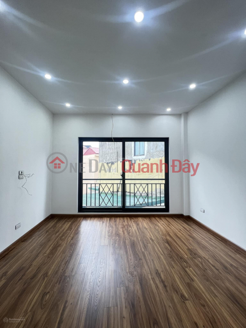 Hoang Hoa Tham townhouse for sale, 38m2x5T, beautiful, modern, center of Ba Dinh, Doi Can, near Lotte, about 5 billion _0