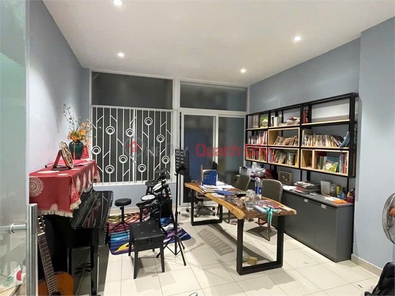 , Please Select, Residential | Sales Listings, đ 8 Billion