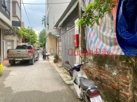 LAND FOR SALE IN NGOC DONG 70M2 * FRONTAGE 4M * 5.7 BILLION. CAR ACCESS, FOR BUSINESS _0