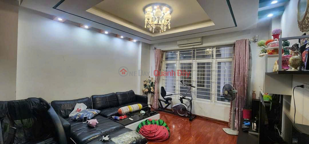 đ 7.5 Billion, House for sale Vong Thi Tay Ho - Corner lot - Near the street - OTO LOCATION - SQUARE LOCATION - BEAUTIFUL HOUSE. Area 47M2 5 storeys MT 4.5M