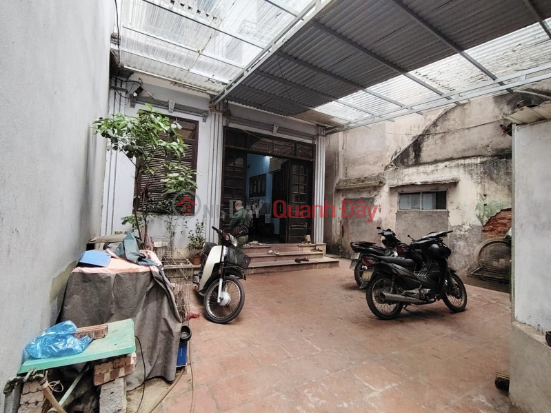 Property Search Vietnam | OneDay | Nhà ở Niêm yết bán *** NHỈNH 11₫ CÓ NGAY 100m2 TẠI NGUYỄN VĂN CỪ -LONG BIÊN. 
HIỆN TẠI ĐÃ CÓ NHÀ 4 TẦNG* (65M2)+SÂN RỘNG.