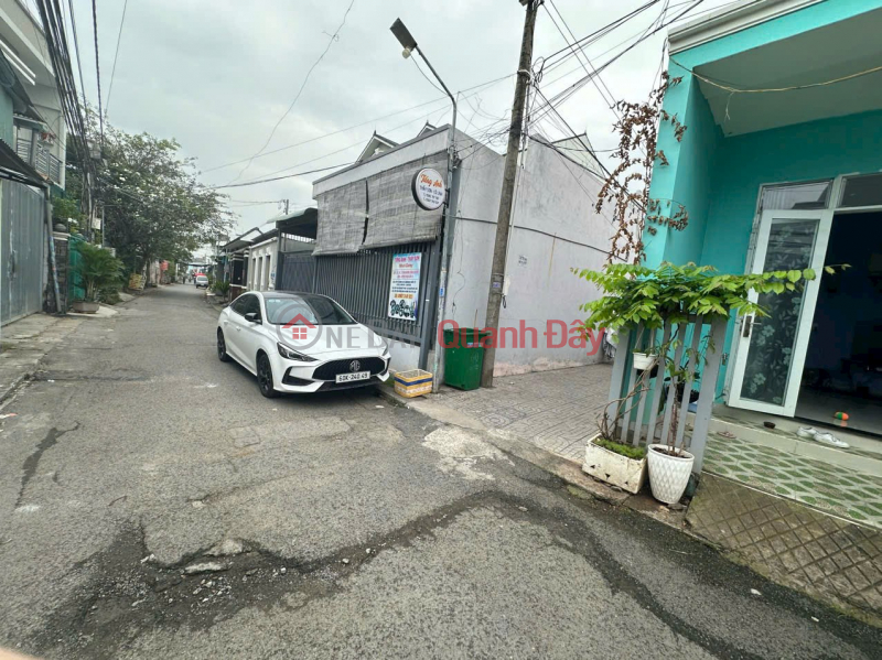 House for sale with 2 frontages, Tan Phong Ward, 5m asphalt road, only 3ty4, Vietnam, Sales đ 3.4 Billion