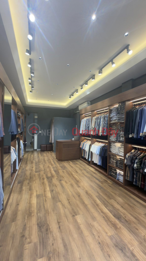 House for sale on Dai La street, 48m2, 6 floors, 4m frontage, 32.8 billion VND, sidewalk access, excellent for business. _0