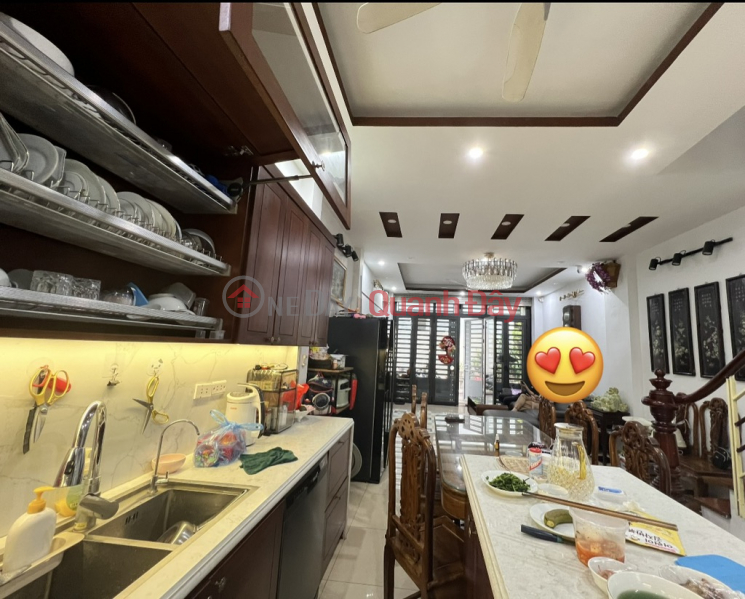  | Please Select Residential, Sales Listings, đ 2.7 Billion