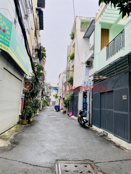 đ 7.79 Billion ***House for sale in Ward 12, Tan Binh, Dong Den Street (5*15) 5 floors, beautiful, modern