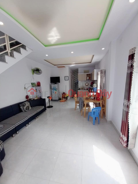 2-STORY HOUSE FOR RENT DANG LO - VINH HAI Location: 4m alley leading to Duong Van Nga, densely populated _0